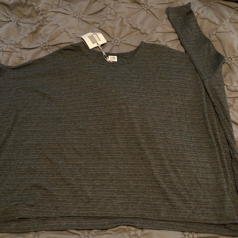 Lilith long sleeve top.
